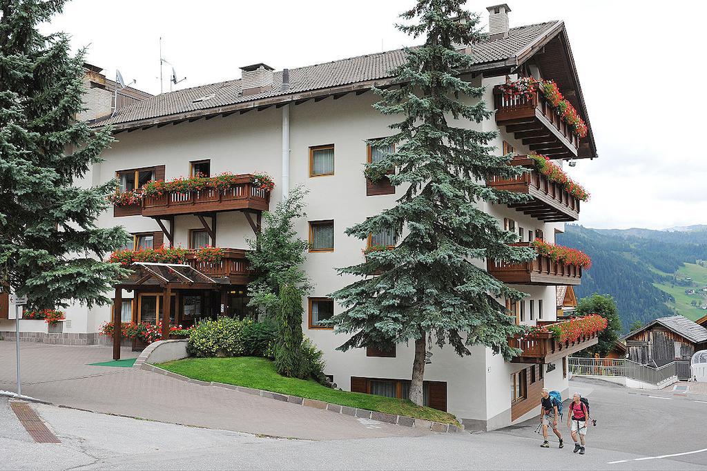 Aparthotel Antares Colfosco